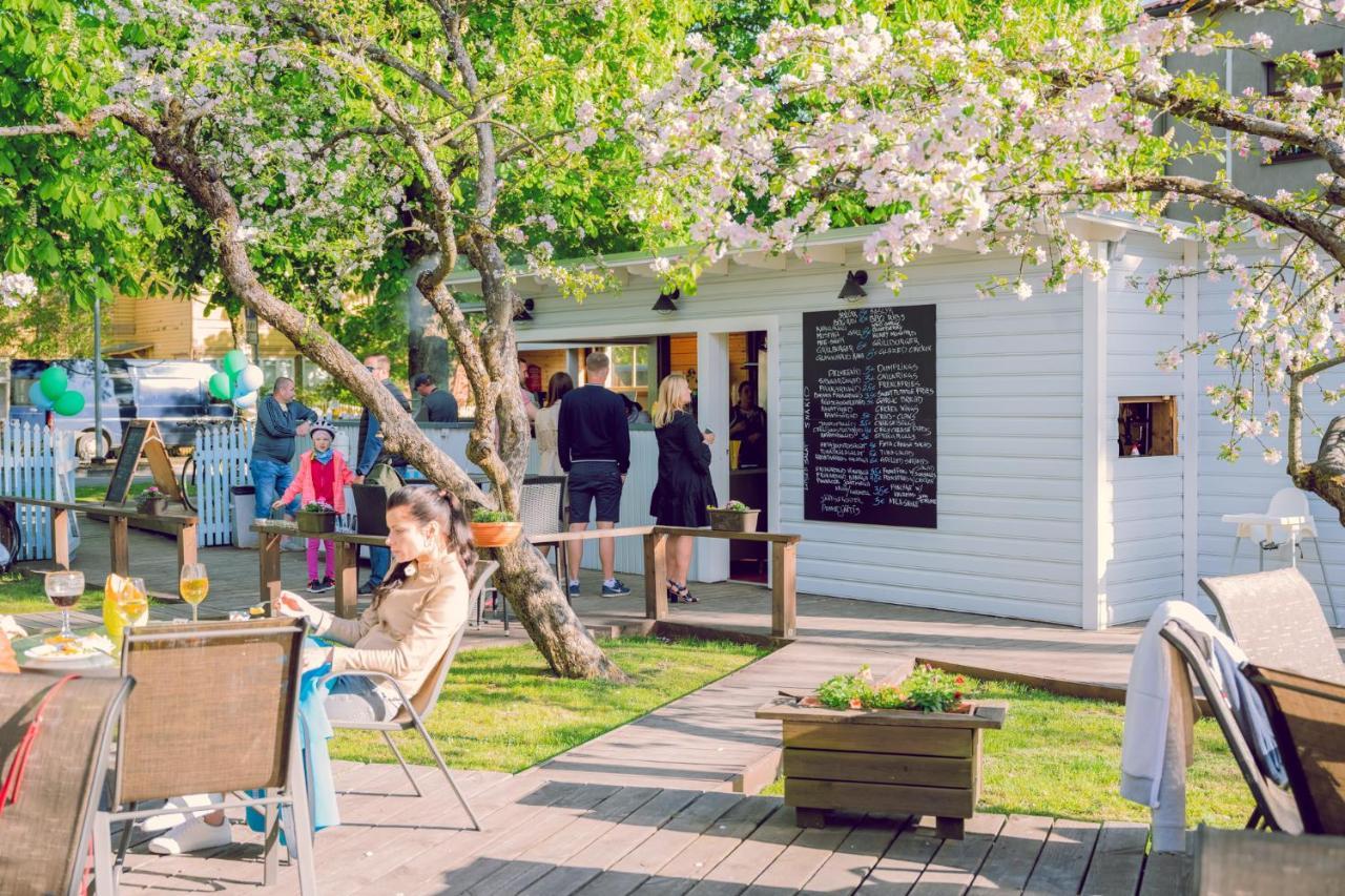 Cabin Guesthouse With Free Parking Pärnu Exterior foto